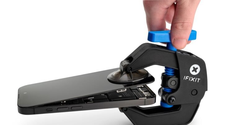 iFixit Put a Chatbot Repair Expert in an App