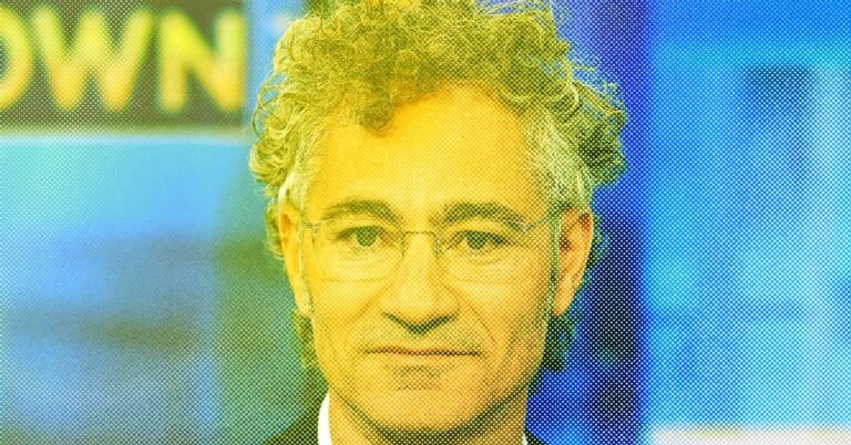 In Alex Karp’s World, Palantir Is the Underdog